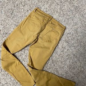 Mustard colored Chinos Express size 4